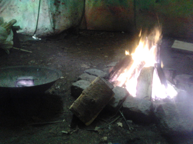 Mijn uitzicht in de moonlodge met een vuur en hete stenen